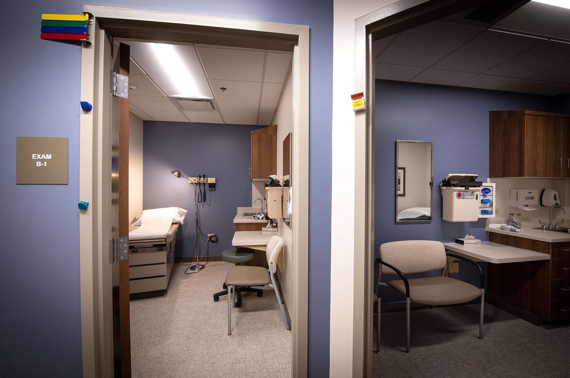 Advocate Aurora Healthcare Clinic - St. Francis exam rooms