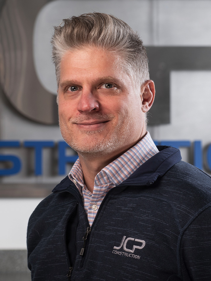 Chad Knutson headshot