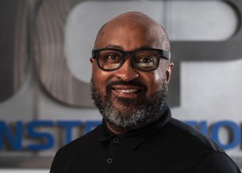 Clifton Phelps headshot